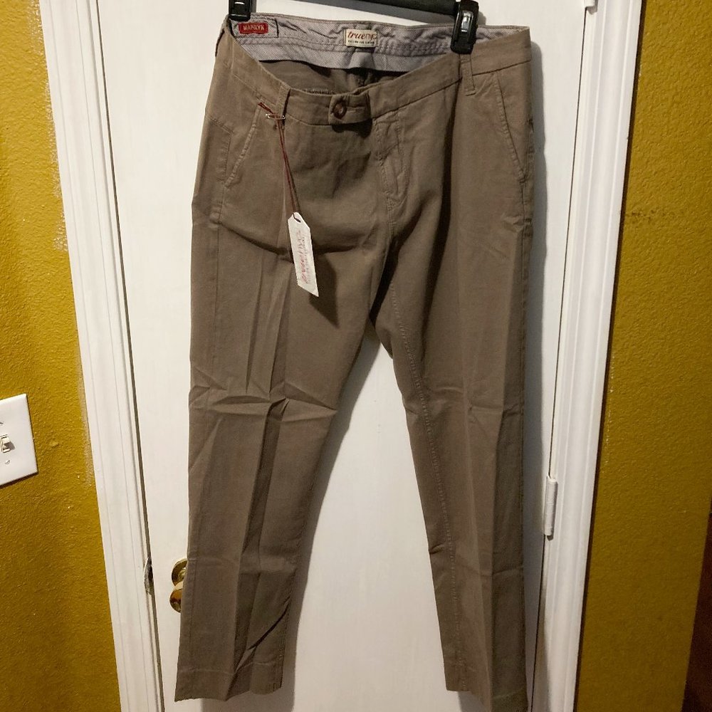 True NYC women's size 32 wool blend MARILYN soft taupe trouser pants 33x29 34x29